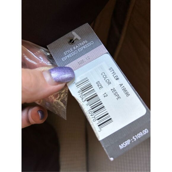 Sharagano Women's Short Sleeve Shirt Dress with Front Pockets. Brown. Size 12 - Picture 11 of 14